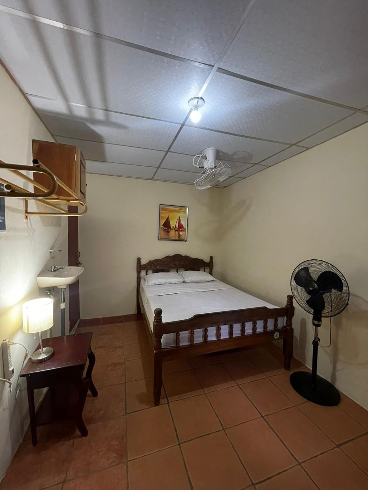 Hostal Los Chamos San Juan del Sur Eksteriør billede