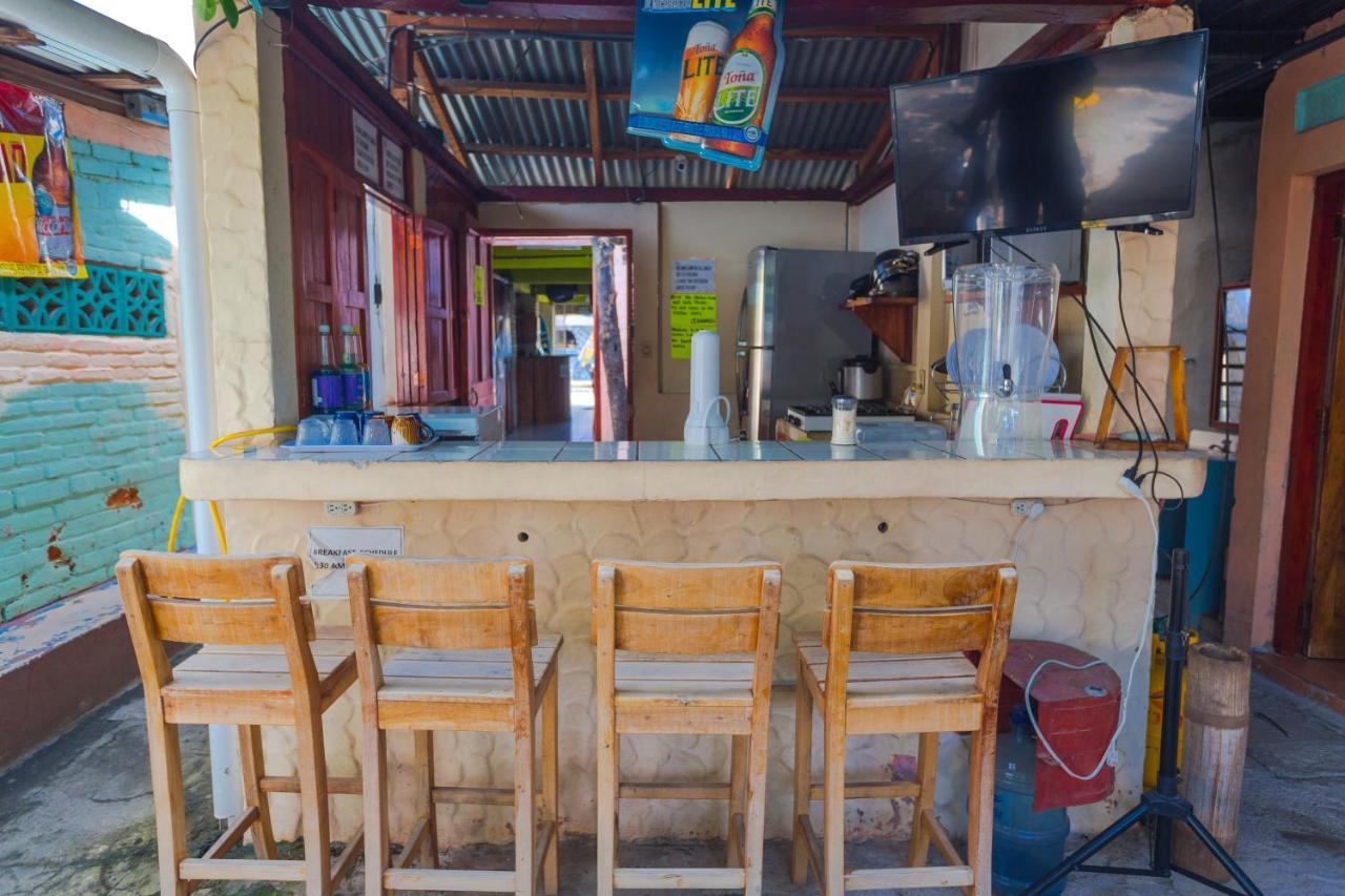 Hostal Los Chamos San Juan del Sur Eksteriør billede